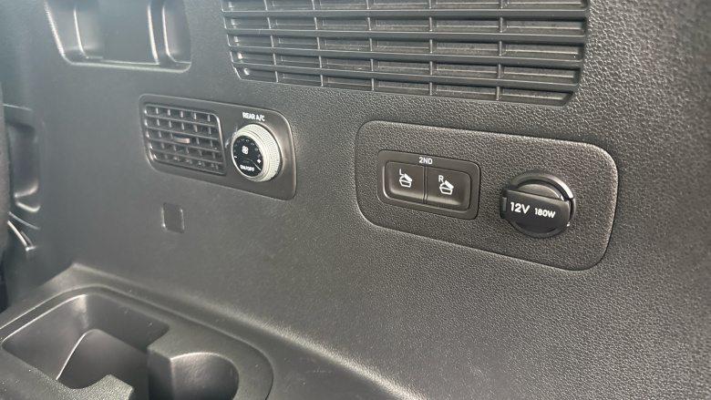 Hyundai SANTA FE 1.6 TGDi Hybrid Ultimate 5dr 4WD Auto Hybrid Estate